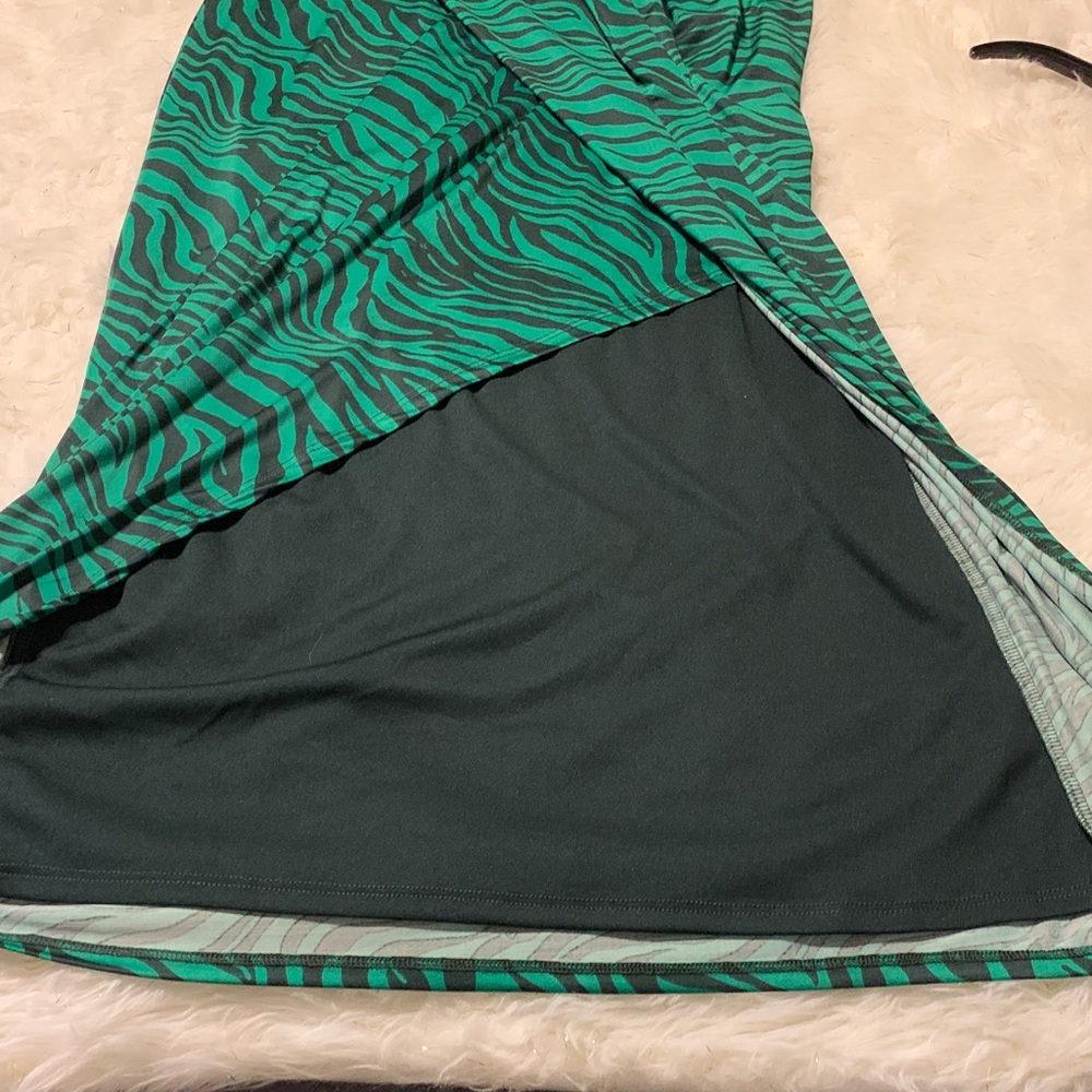 Green Zebra Print Wrap Dress - Picture 13 of 14
